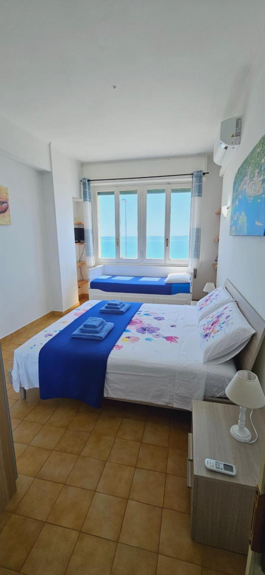 Apartamento Vista Mare Savona Exterior foto